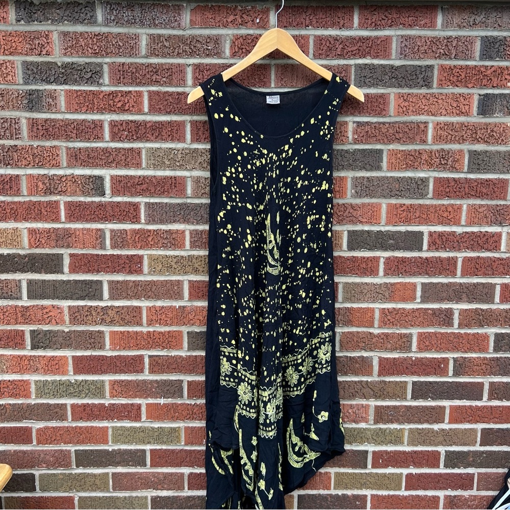 Advance Apparels Black and Yellow Speckled Sleeveless Asymmetrical Maxi Dress